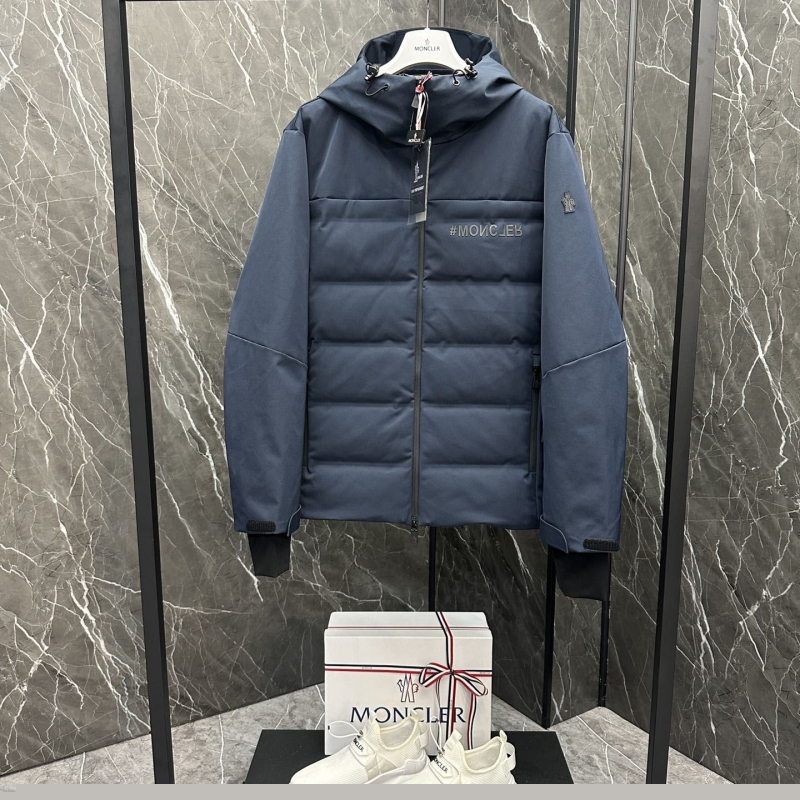 Ba*len*cia*ga down coat